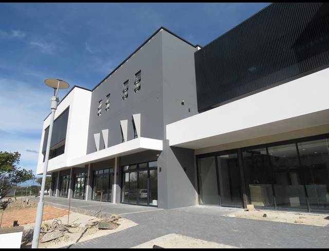213.30M² MEDICAL SUITE TO LET IN PAARDEVLEI